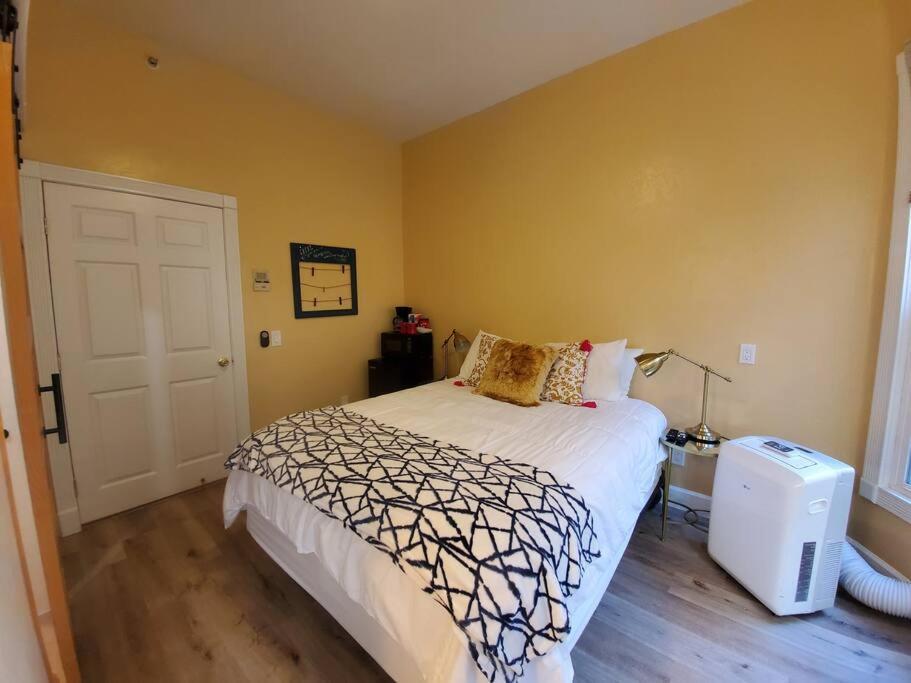 Centrally Located Studio And Cozy Place Perfect For Travelers And Couples! Located In San Diego Downtown! Perfect For Your Quick Getaway! Lejlighed Eksteriør billede